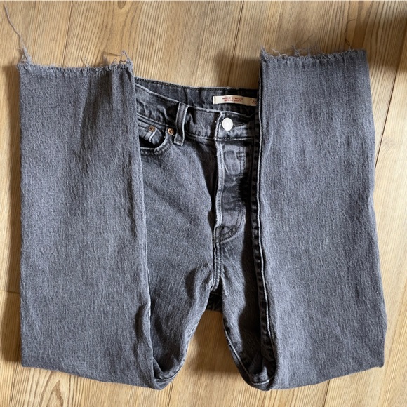 Levi's Wedgie Straight Leg Jean That Girl SIZE 26 - Picture 13 of 13